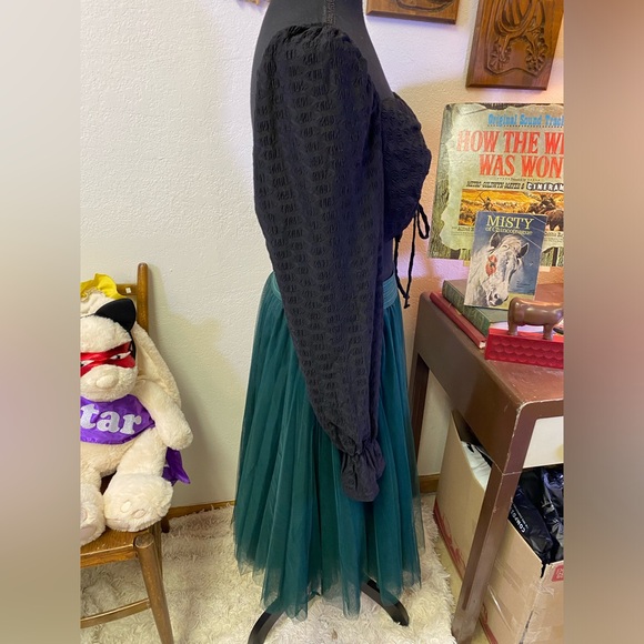 Fairycore Whimsigoth Ren Faire Bubble Sleeve Ruched Crop Top & Tulle Skirt M/L - Picture 4 of 16